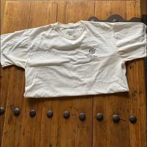 FRUIT OF THE LOOM | Newspaper Graphic Tee